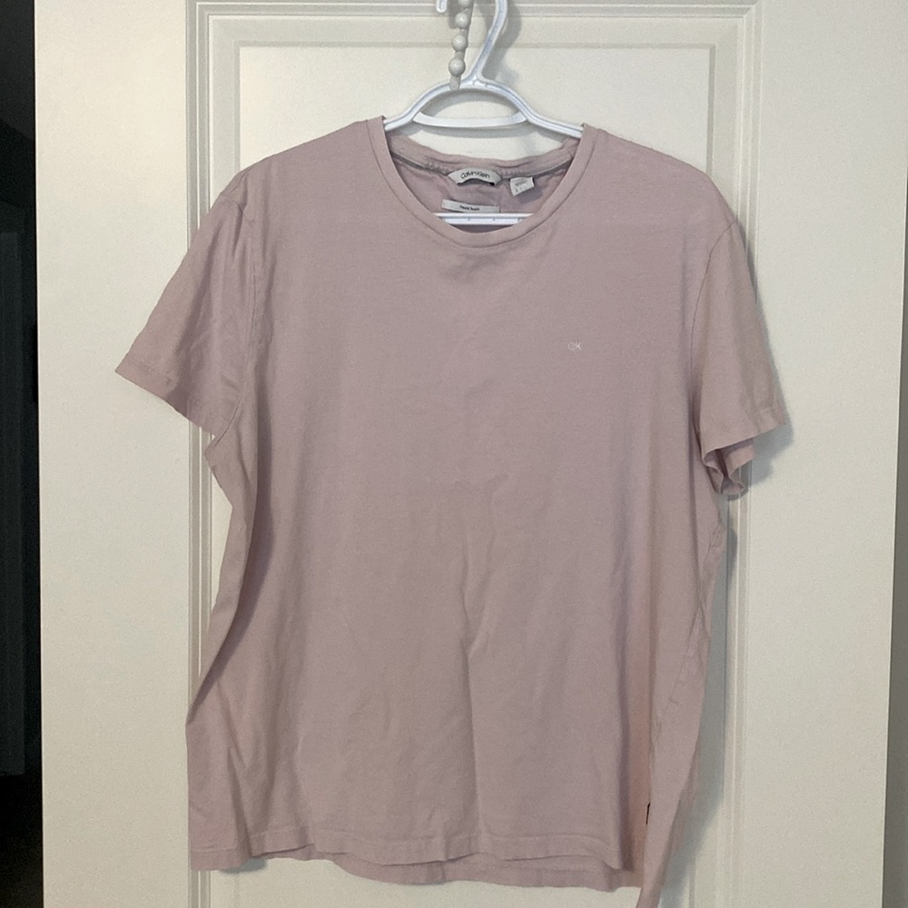 Calvin Klein tshirt. Men’s Large